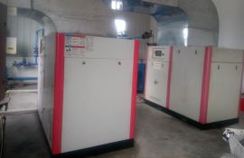 20年廠家研發(fā)與生產(chǎn)永磁同步變頻式空壓機(jī)，細(xì)數(shù)機(jī)油為什么會(huì)變質(zhì)[廣西意朗]